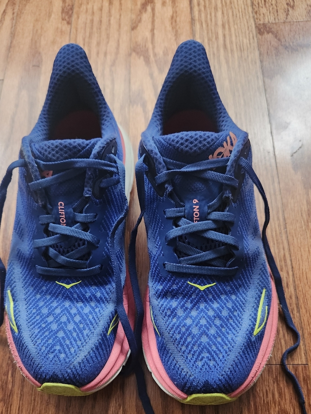 Hoka Clifton 9 Running Sneakers